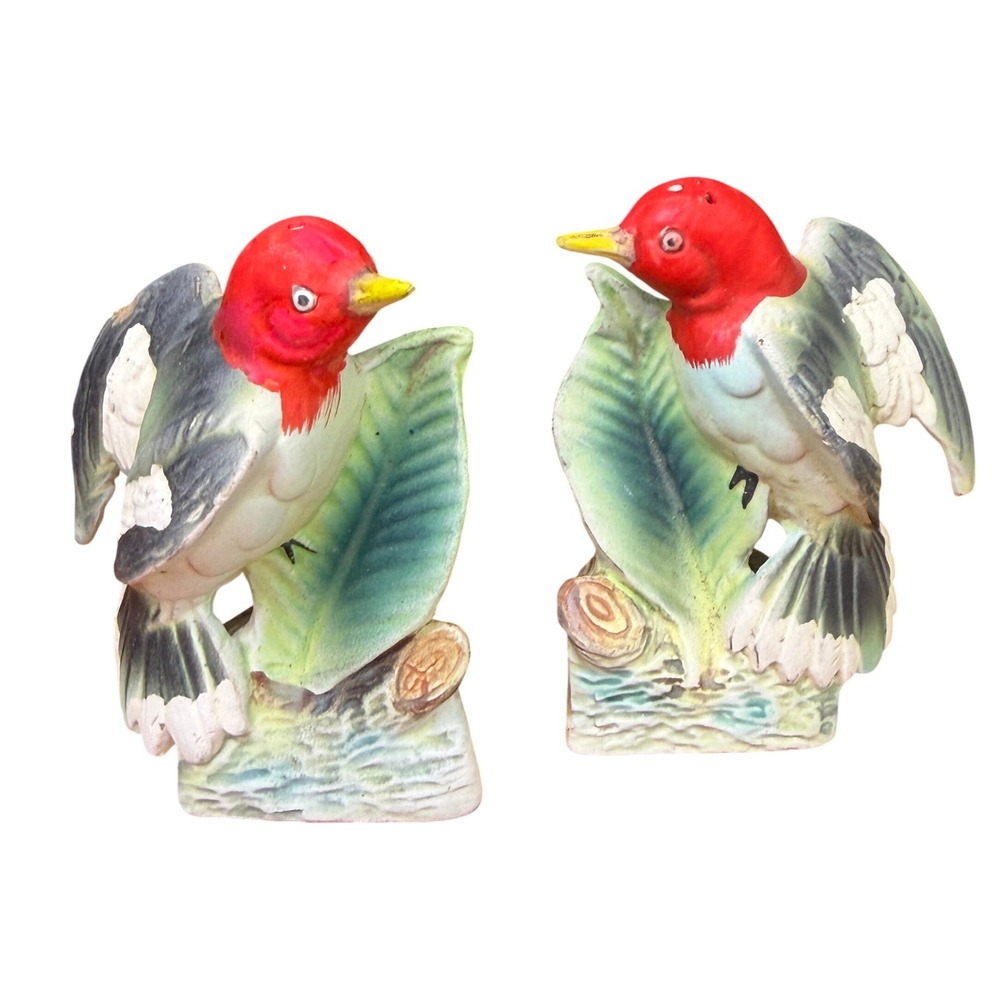 Woodpecker Salt Pepper Shakers Ceramic Red Green 4in Vintage Bird Figurine Decor